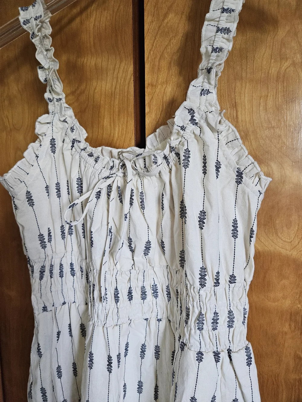 NWT Neuflora Tuscany Dress Cream And Navy Size Small